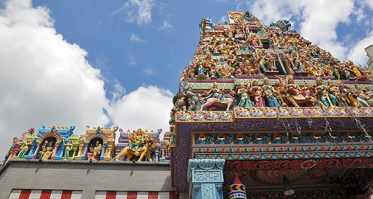 กำแพงและซุ้มประตูเข้าวัดแขก ศรีวีรมากาลีอัมมัน Sri Veerama Kaliamman Temple