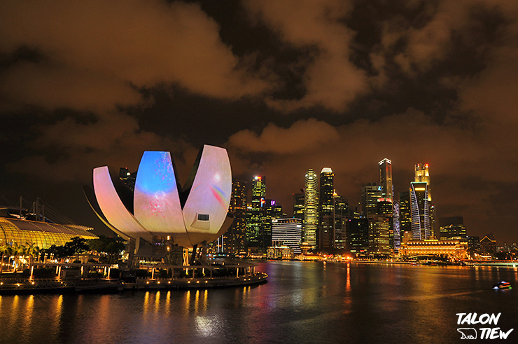 มุมภาพถ่ายจากบนสะพานเกลียว ฮีลิกซ์ Helix Bridge