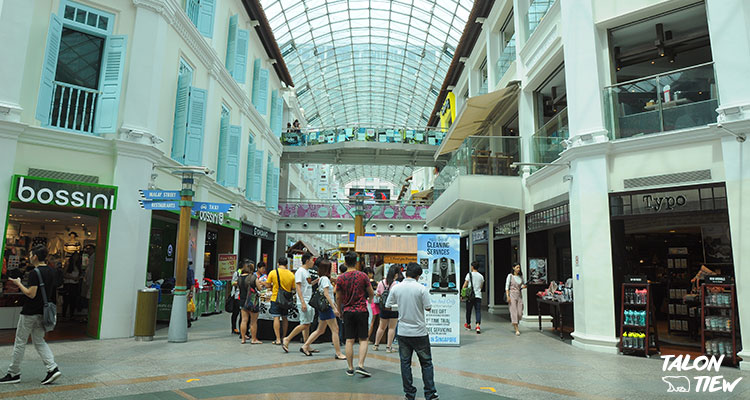 บรรยากาศภายในห้างบูกิส จังชั่น Bugis Junction