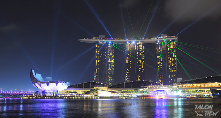 อาคารรูปเรือ มาริน่า เบย์ แซนด์ Marina Bay Sands