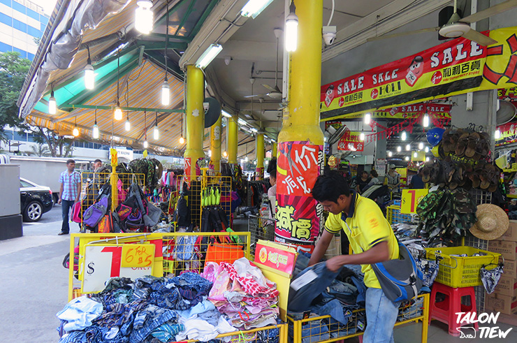 บรรยากาศร้านค้าย่านเกลัง Geylang