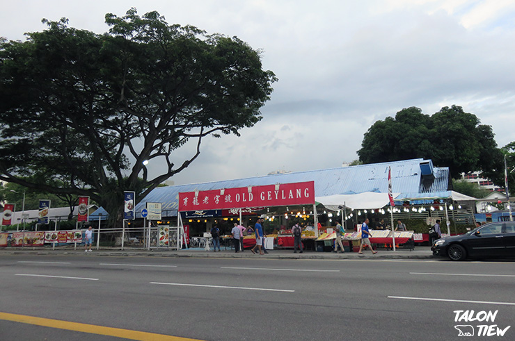 บรรยากาศร้านค้าย่านเกลัง Geylang