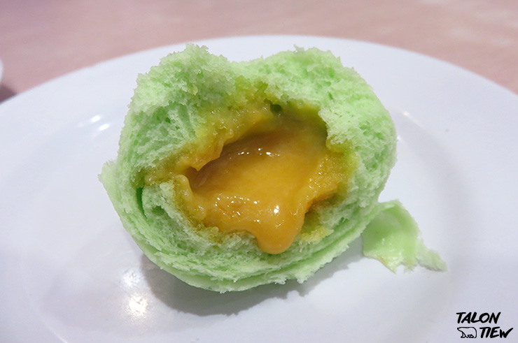 ซาลาเปาลาวา Creamy Custard Bun