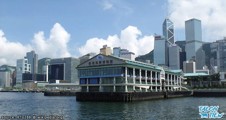 อาคารพิพิธภัณท์ Maritime Museum Hong Kong ภายในอาคารท่าเรือ