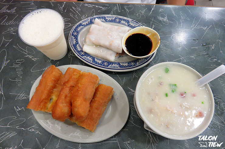 อาหารต่างๆที่ร้าน Sea View Congee 