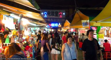 ตลาดกลางคืน หลุ่ยเฟง Rueifong Night Market