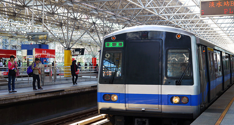 ตัวอย่างรถไฟ MRT ของเมืองไทเป
