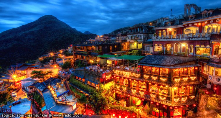 ถนนสายเก่าในจิ่วเฟิ่น Jiufen