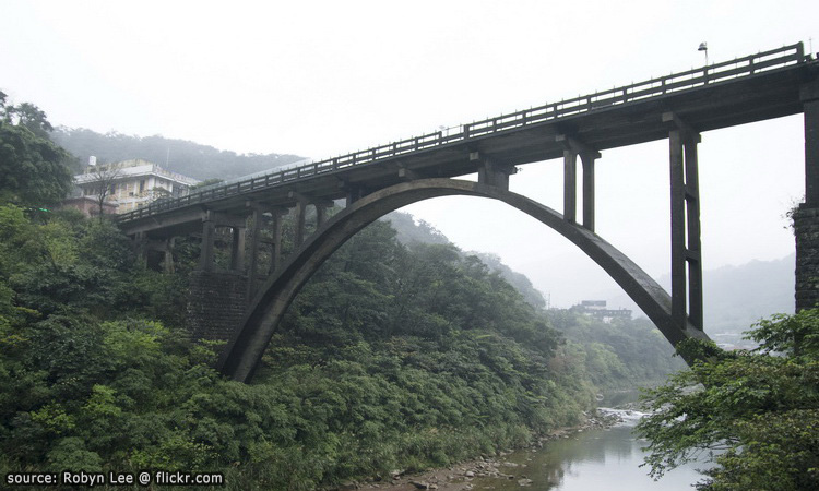 สะพานขนส่งถ่านหินเก่า