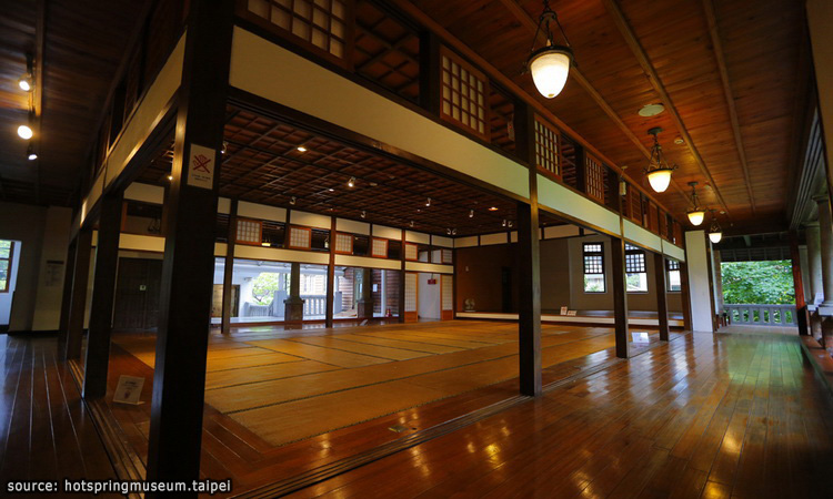 Tatami Lobby