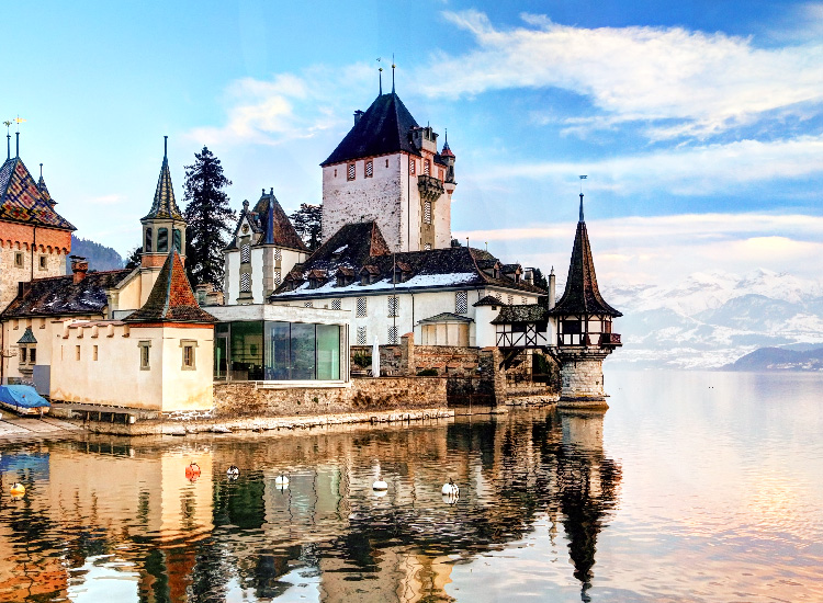 oberhofen castle